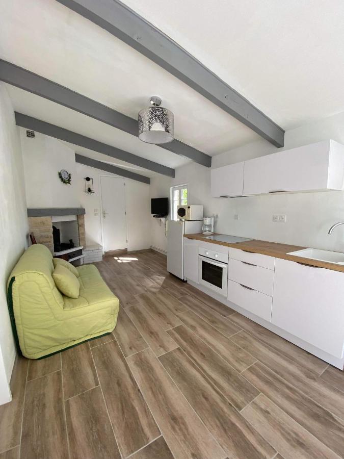 Maison Bord De Lac De Charmes Bannes  외부 사진
