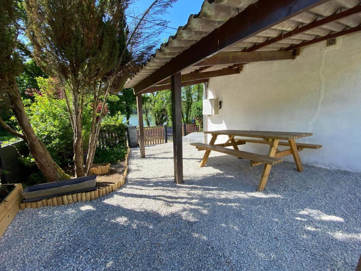 Maison Bord De Lac De Charmes Bannes  외부 사진